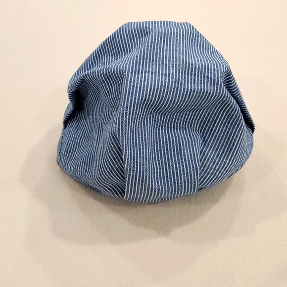 Blue & White OshKosh B'gosh Hat (12-24 months) - Picture 3 of 5